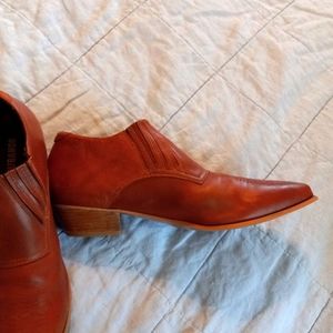 NWOT Durango Booties